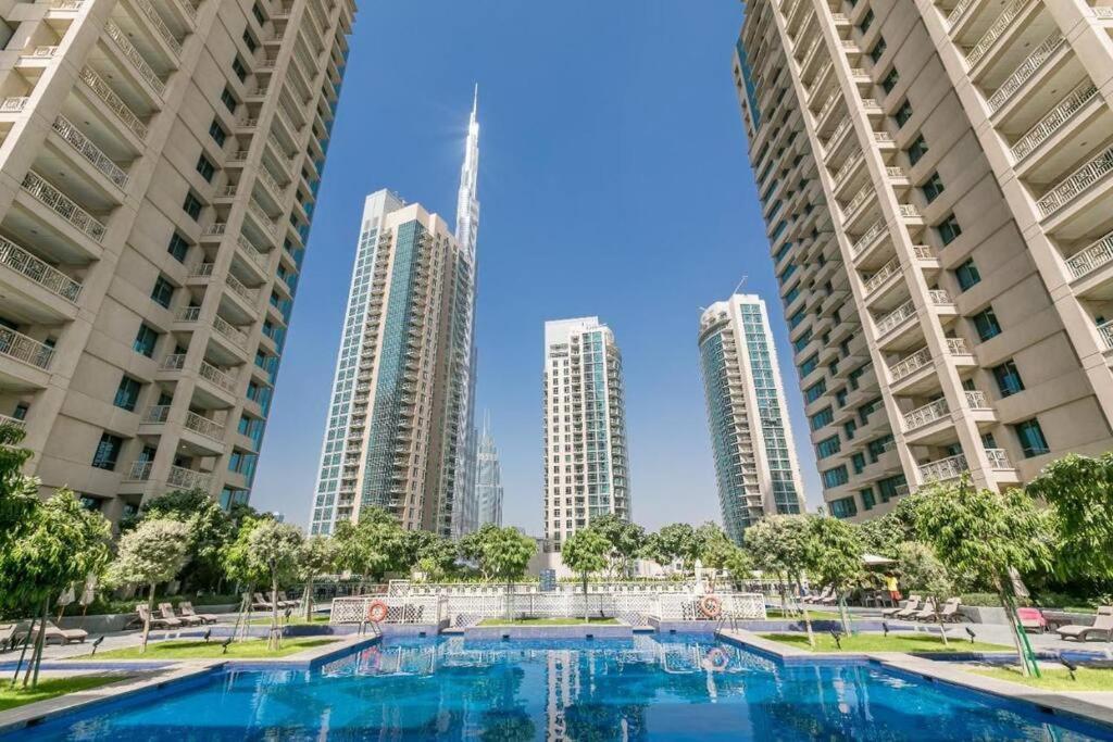 Ferienwohnung Luxury Burj Khalifa View - Mins Walking Dubai Mall Exterior foto