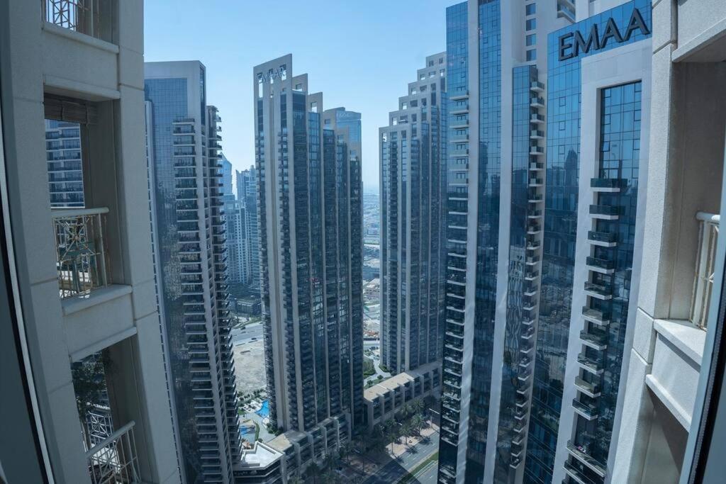 Ferienwohnung Luxury Burj Khalifa View - Mins Walking Dubai Mall Exterior foto